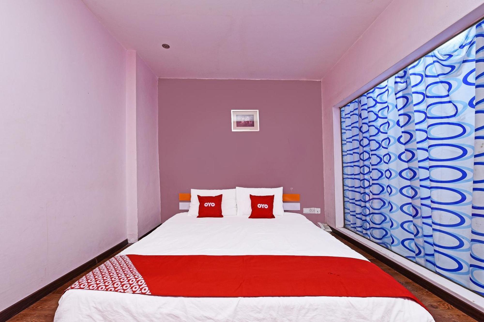 Super Oyo 992 Orange Hotel Kuala Pilah Exteriör bild