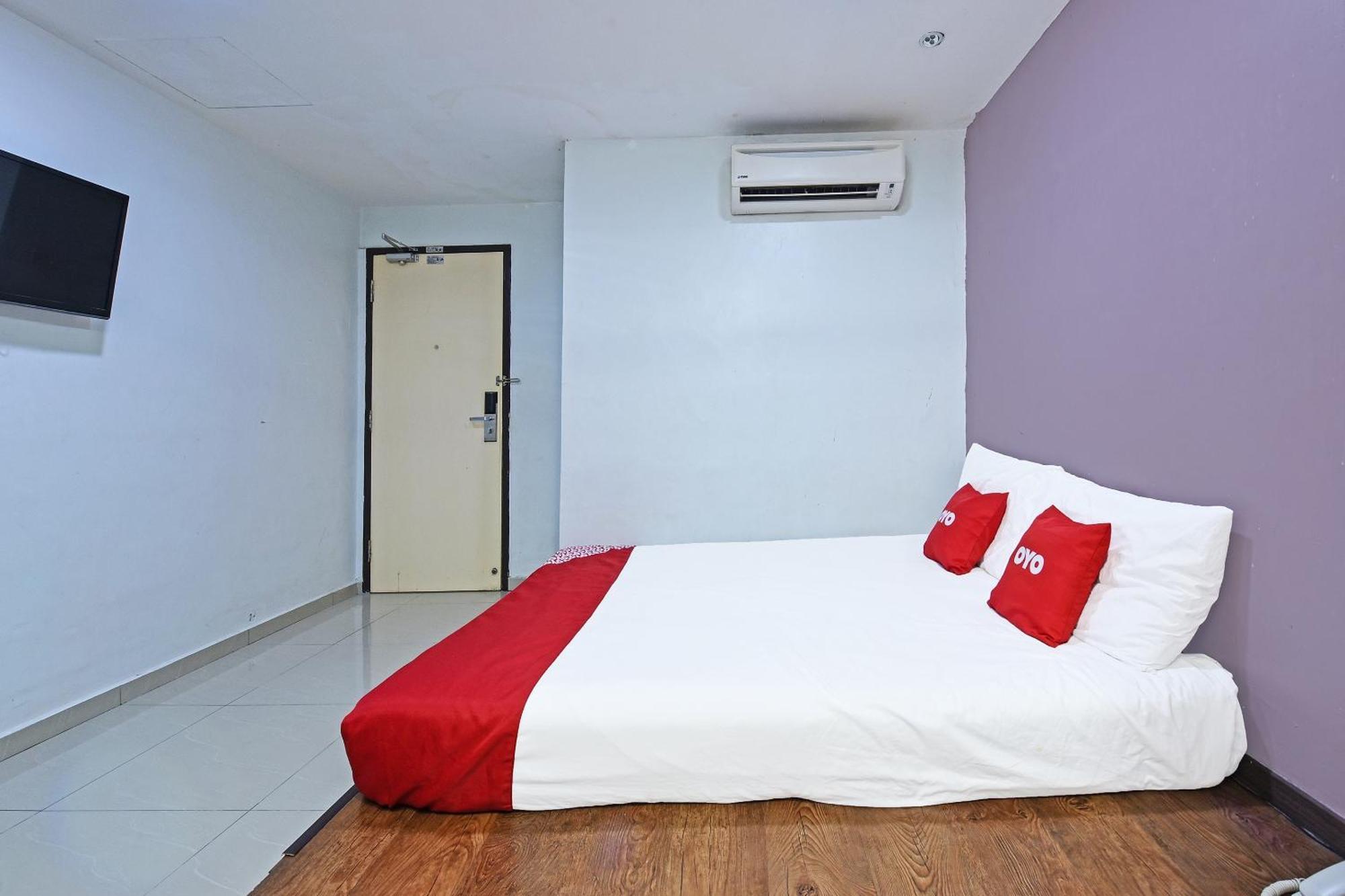 Super Oyo 992 Orange Hotel Kuala Pilah Exteriör bild