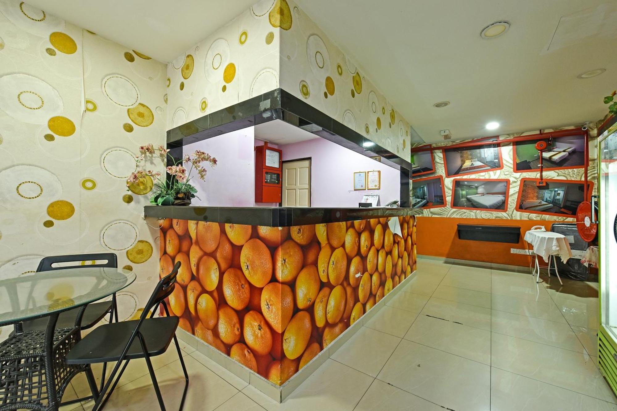 Super Oyo 992 Orange Hotel Kuala Pilah Exteriör bild