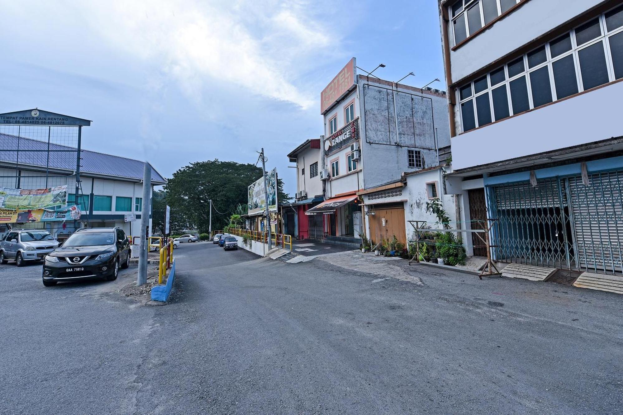 Super Oyo 992 Orange Hotel Kuala Pilah Exteriör bild