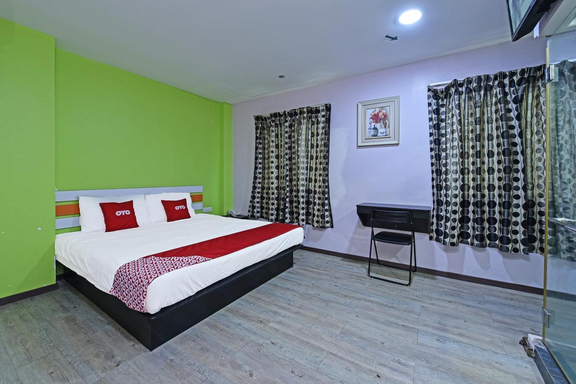 Super Oyo 992 Orange Hotel Kuala Pilah Exteriör bild